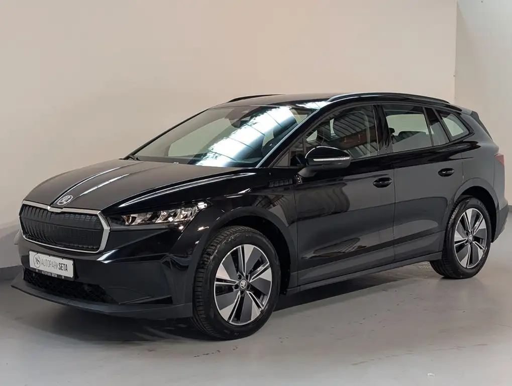 Skoda Enyaq 60 Loft 62kWh*LANE*FRONT*PANO*W-PUMPE*19"