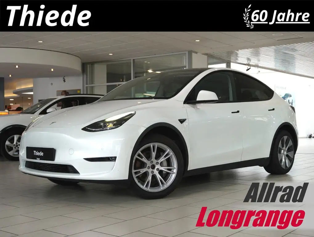Tesla Model Y LONGRANGE DUAL-MOTOR NAVI/LED/KAMERA/DAB
