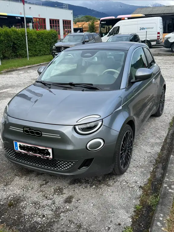 Fiat 500e La Prima by Bocelli 3+1