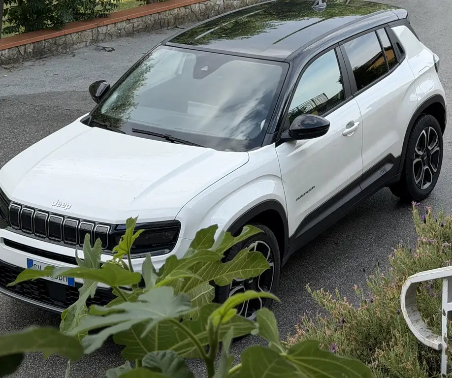 Jeep Avenger full-electric Summit fwd 156cv auto