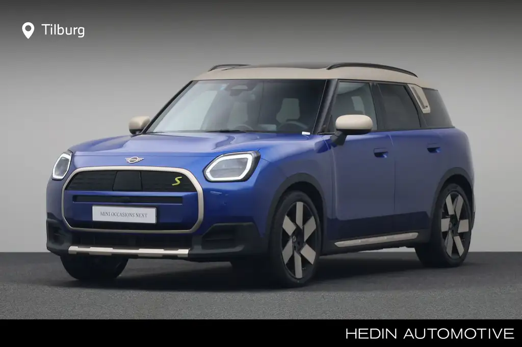 MINI Countryman SE All4 66.5 kWh Favoured Trim | Pakket L | Driving assist