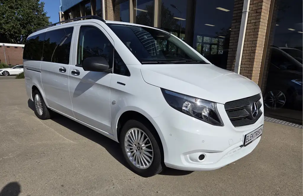 Mercedes-Benz Vito eVito Tourer PRO L2 8-Persoons Airco L & R Schuifd