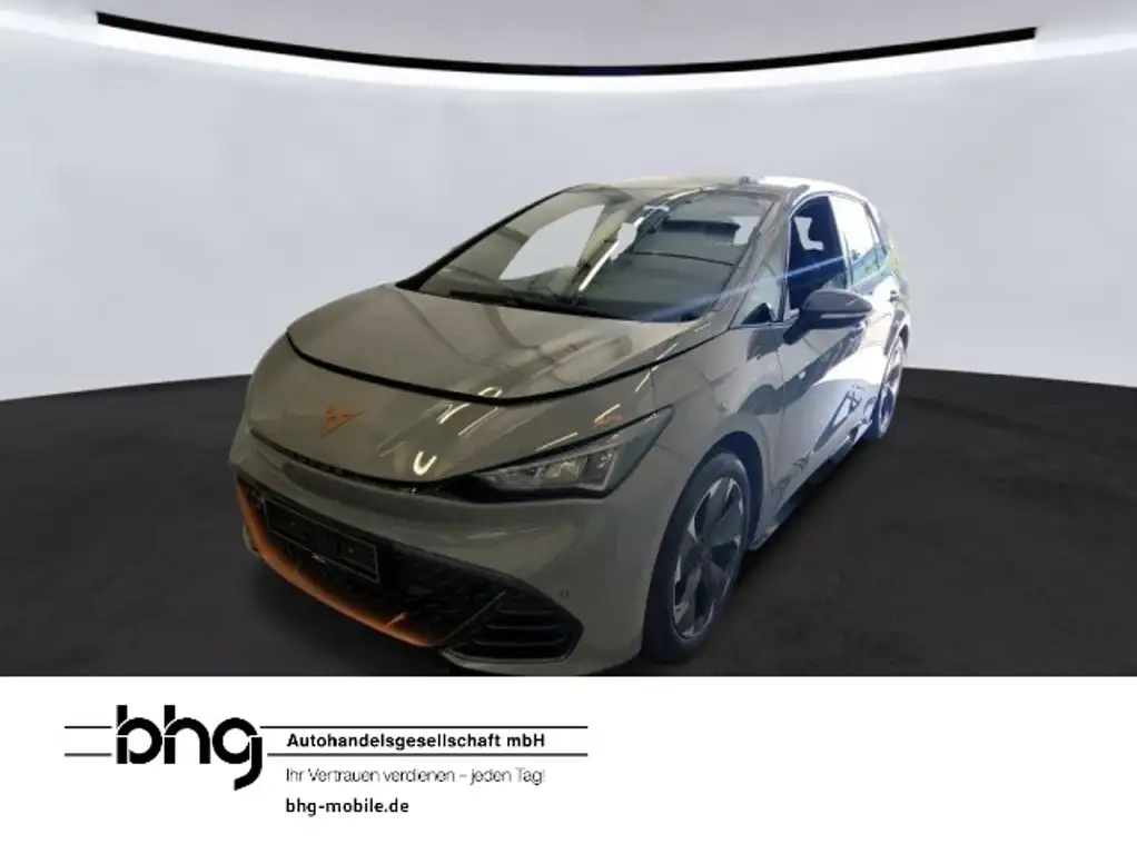 CUPRA Born .