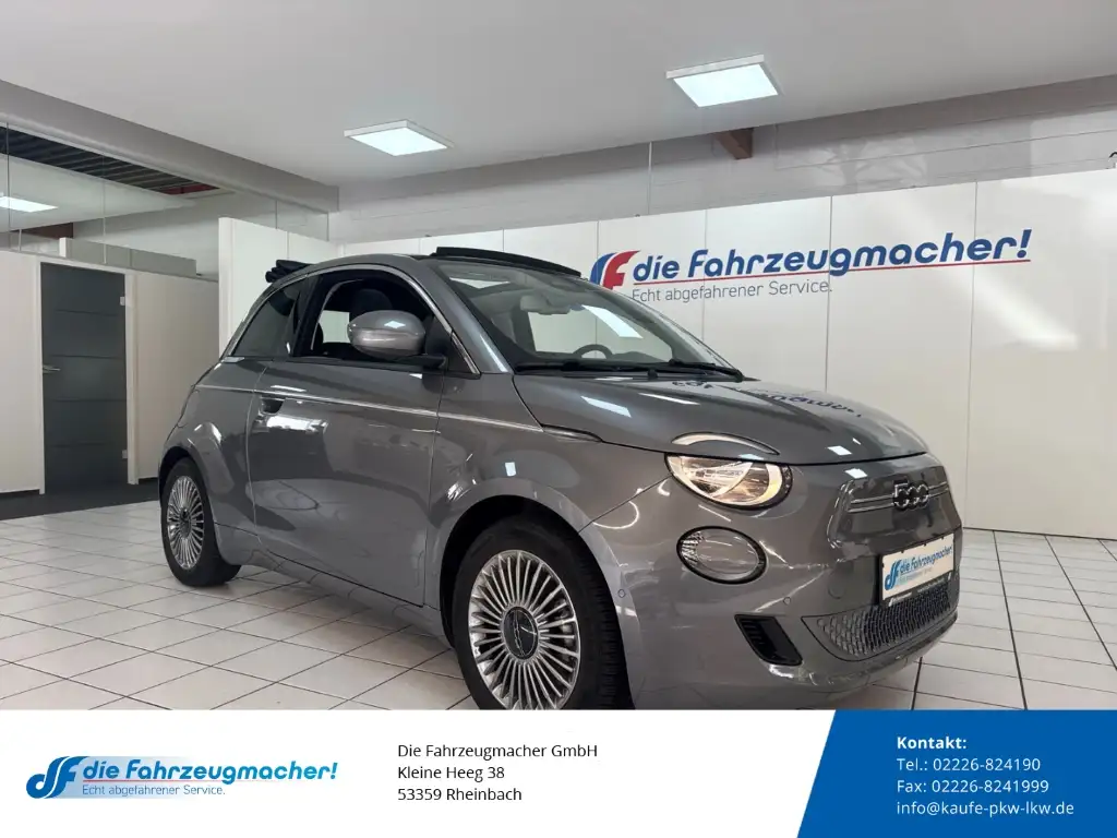 Fiat 500e e CABRIO Sitzhzg CarPlay Kamera Klimaautom Fahrerp