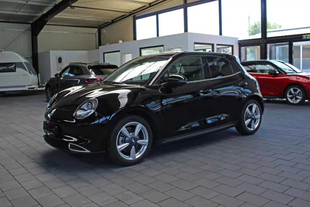 GWM ORA 03 400 Pro+(elektr. Heckklappe, Pano-Dach)