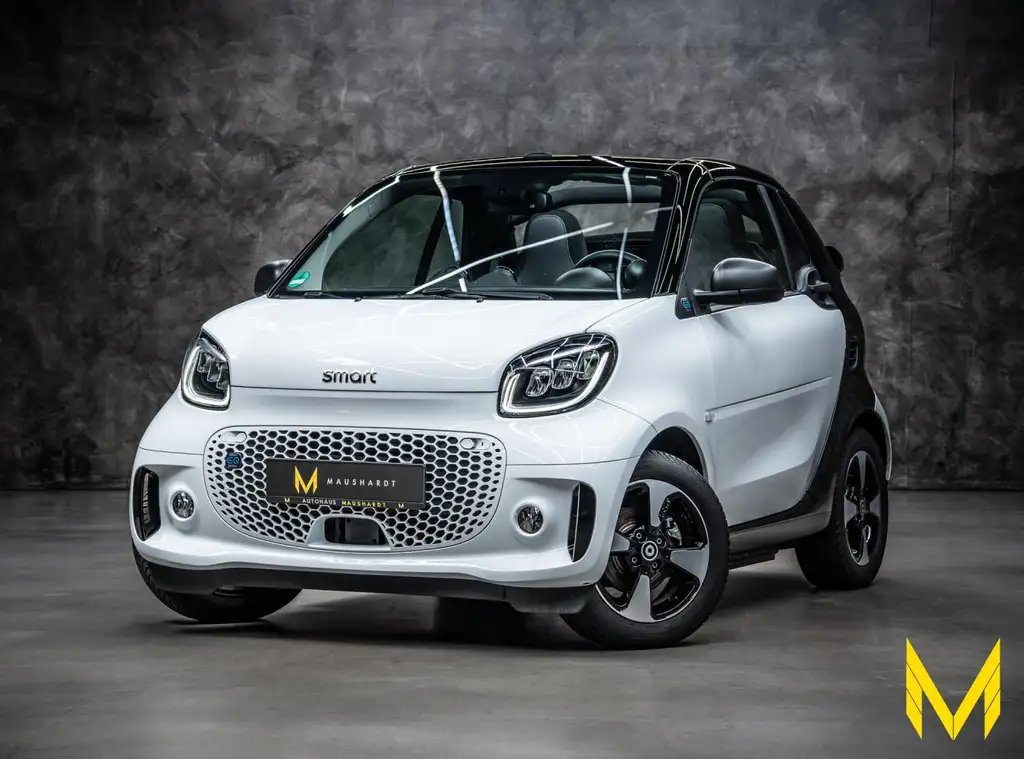 smart forTwo EQ cabrio passion EXCLUSIVE |WHITEnBLACK|