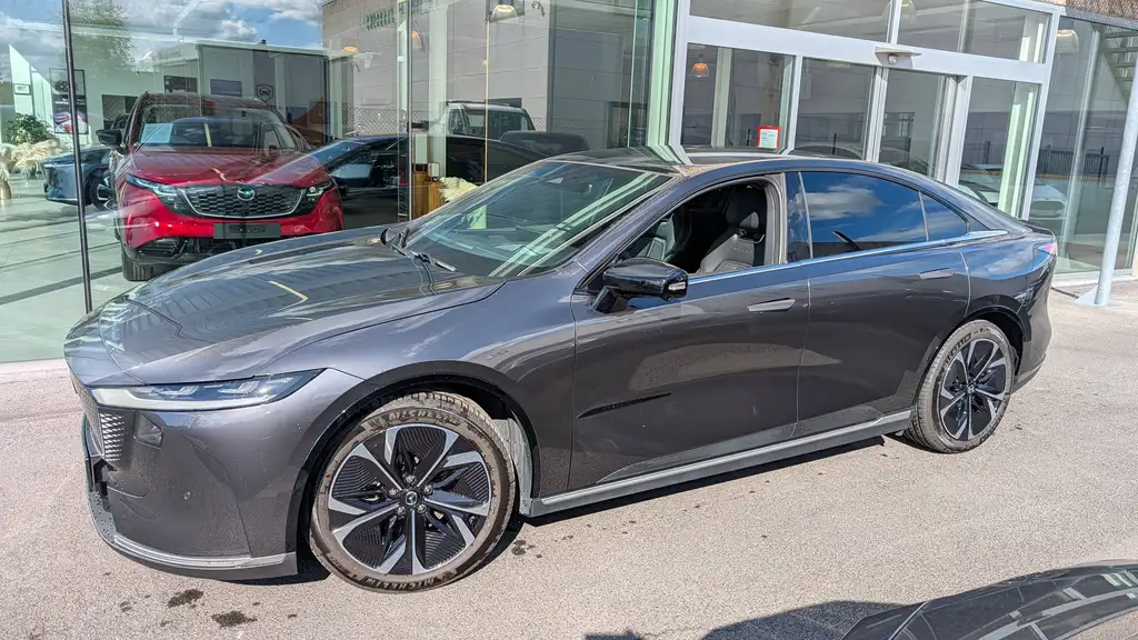 Mazda 6e 6e 68.8 kWh Takumi
