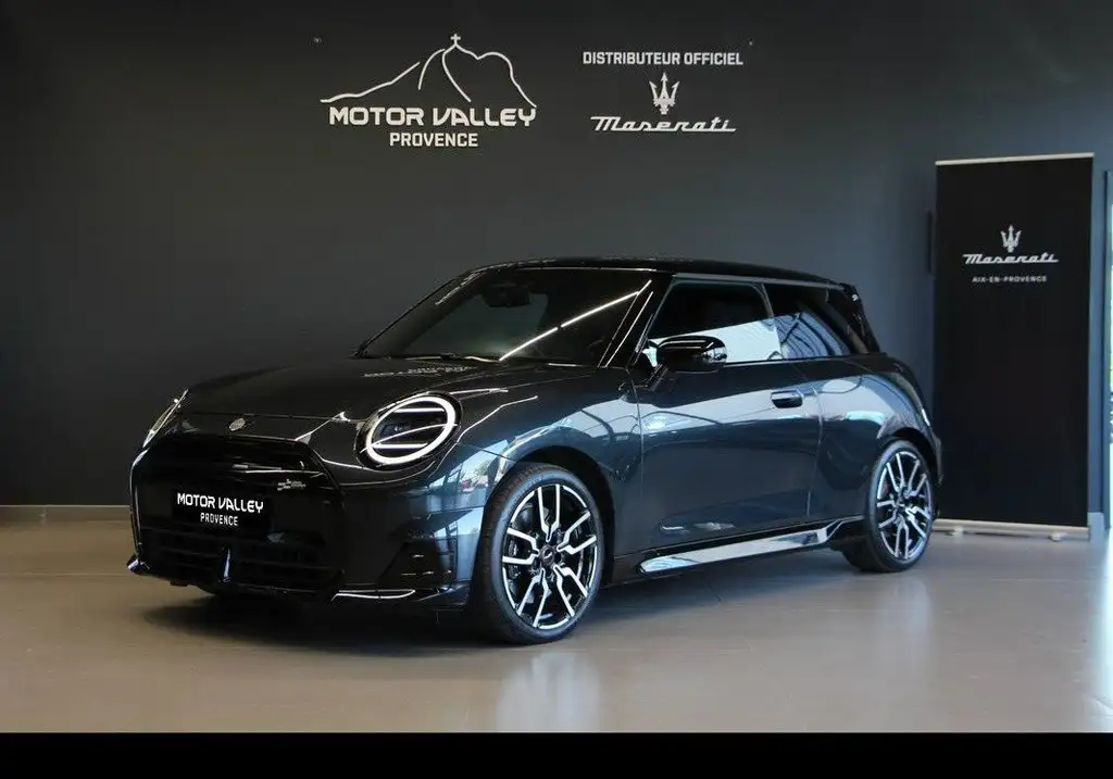 MINI Cooper 3 Portes JCW E 258ch