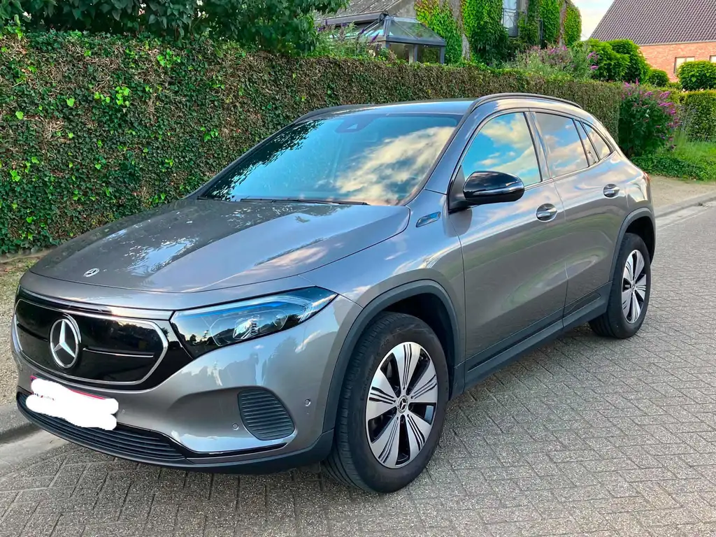 Mercedes-Benz EQA 250 Night pakket - zetelverwarming - cruise control