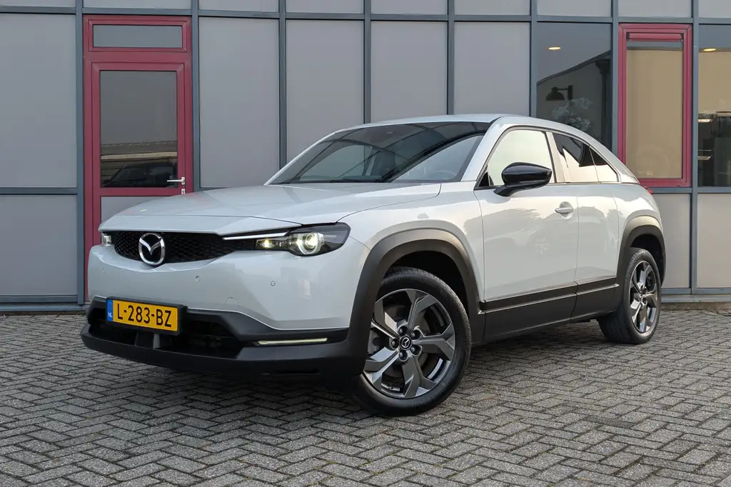 Mazda MX-30 e-SkyActiv 145 First Edition 36kWh SOH 92%