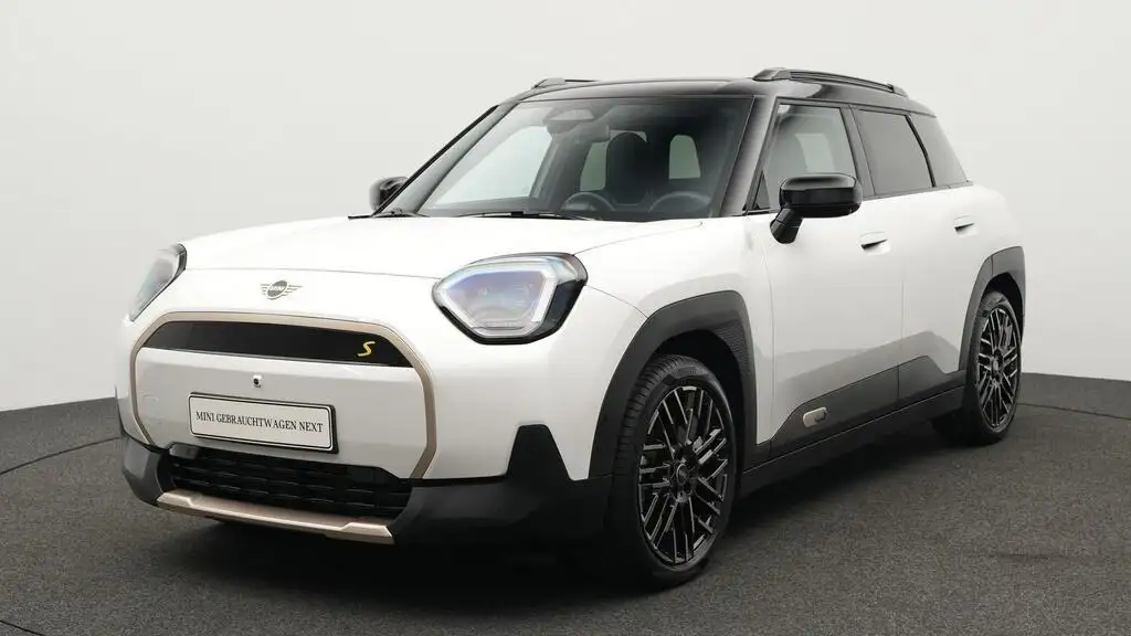 MINI Aceman Favoured Trim