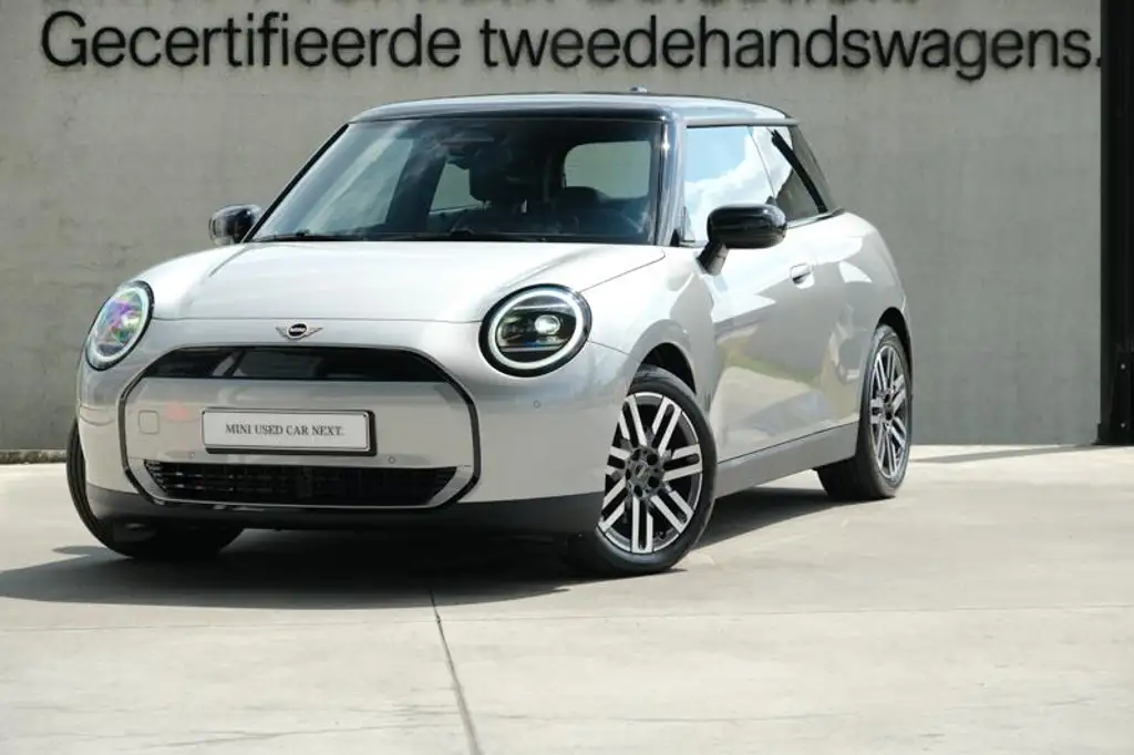 MINI Cooper Cooper E Classic | HUD |
