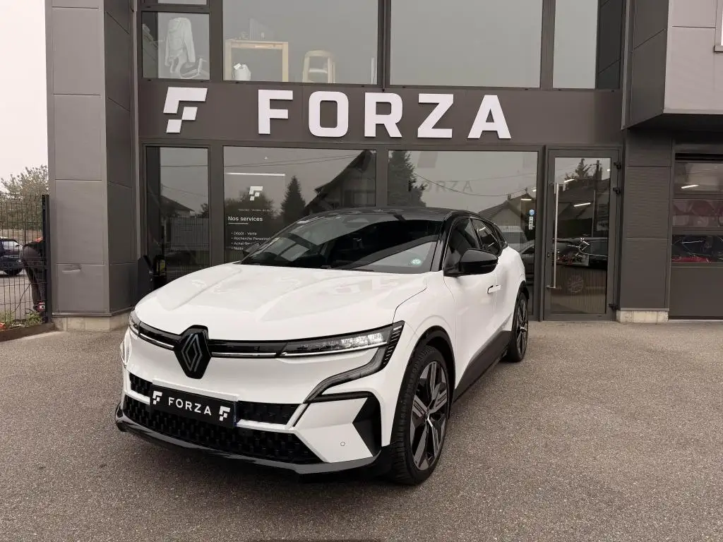Renault Megane E-Tech EV 60 Super Charge - 220  V E-TECH Iconic