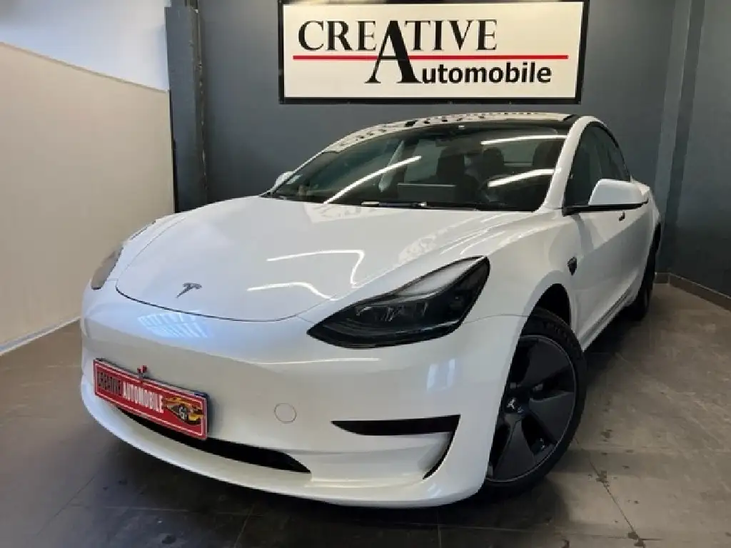 Tesla Model 3 Autonomie Standard Plus RWD