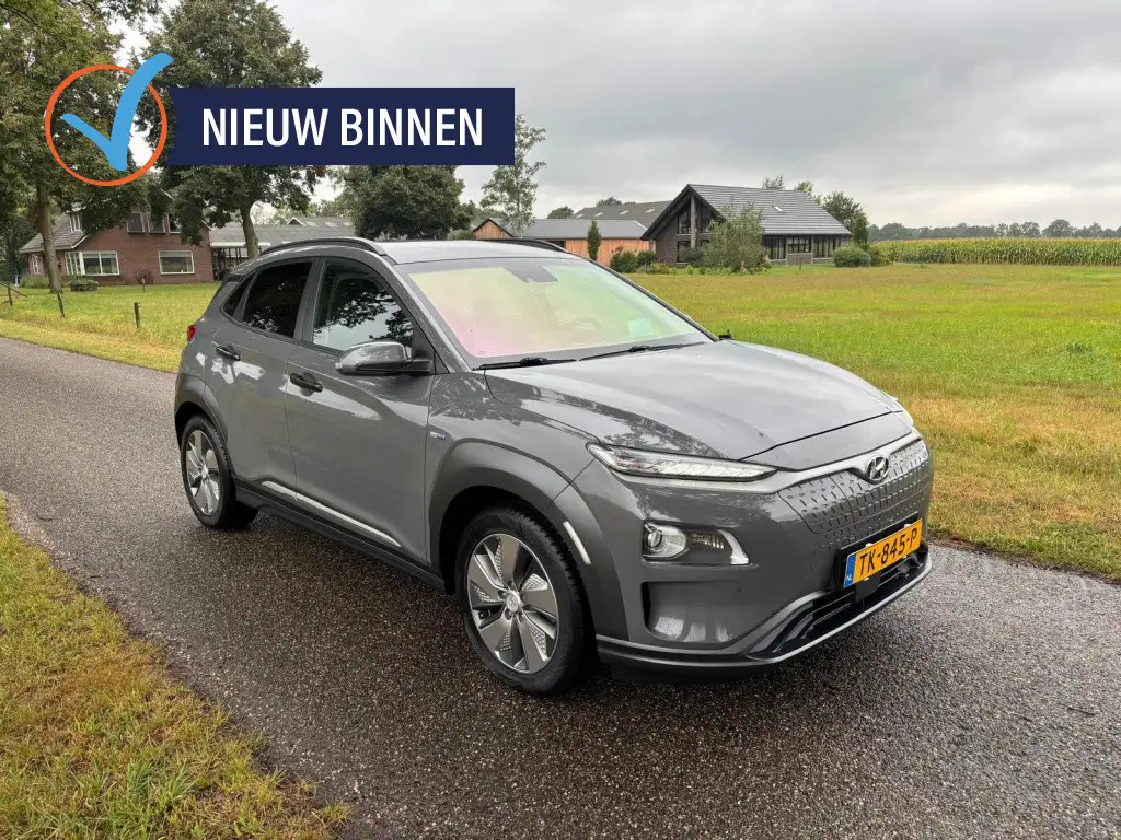 Hyundai KONA EV Premium 64 kWh | SOH 94% |Camera | ACC | Stoel-