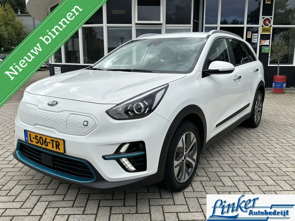 Kia e-Niro DynamicLine 64 kWh - SoH 97% | NL-AUTO | CARPLAY |