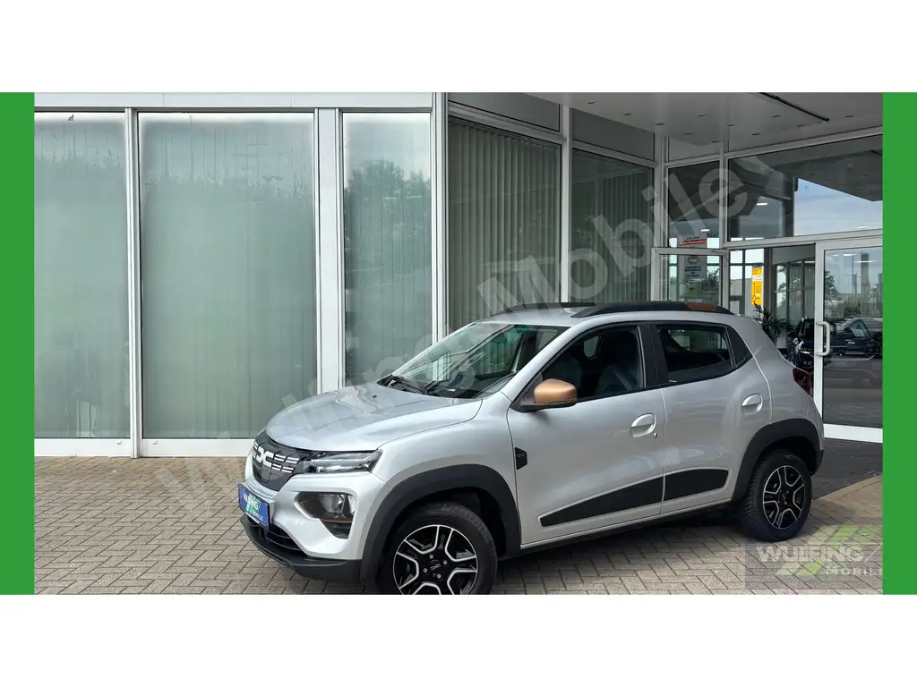 Dacia Spring Extreme Garantie-Verläng. 08.2027 Navi LED