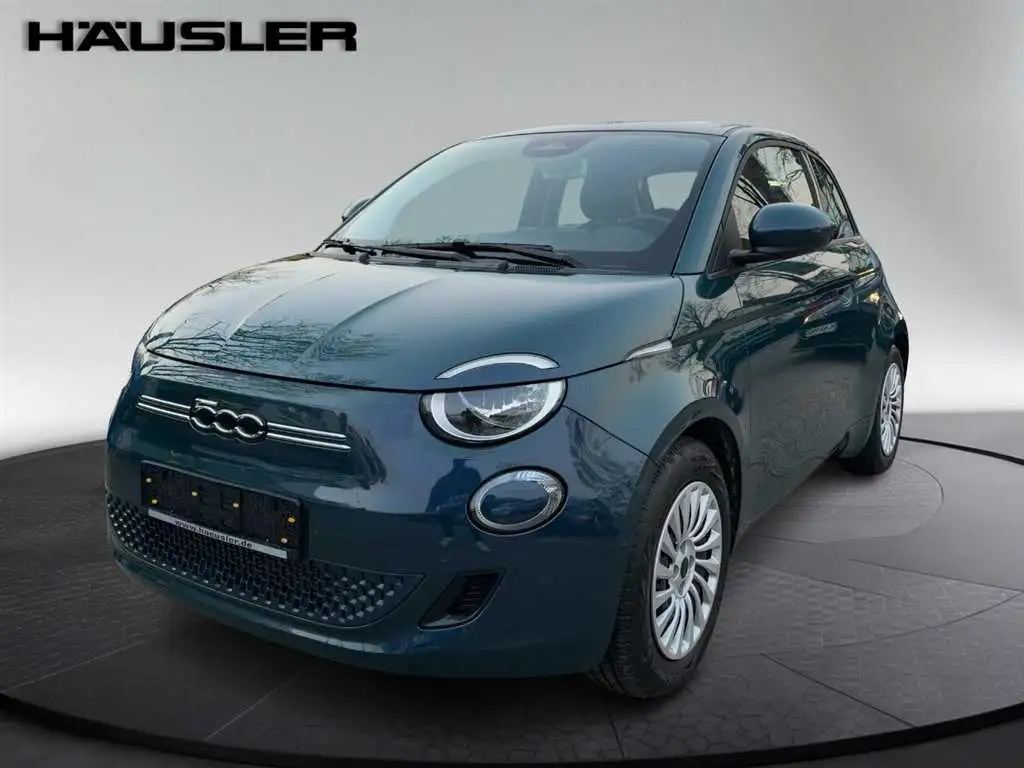 Fiat 500e "Neuer 500" Carplay,Kamera,Sitzheizung,Klimaautom.