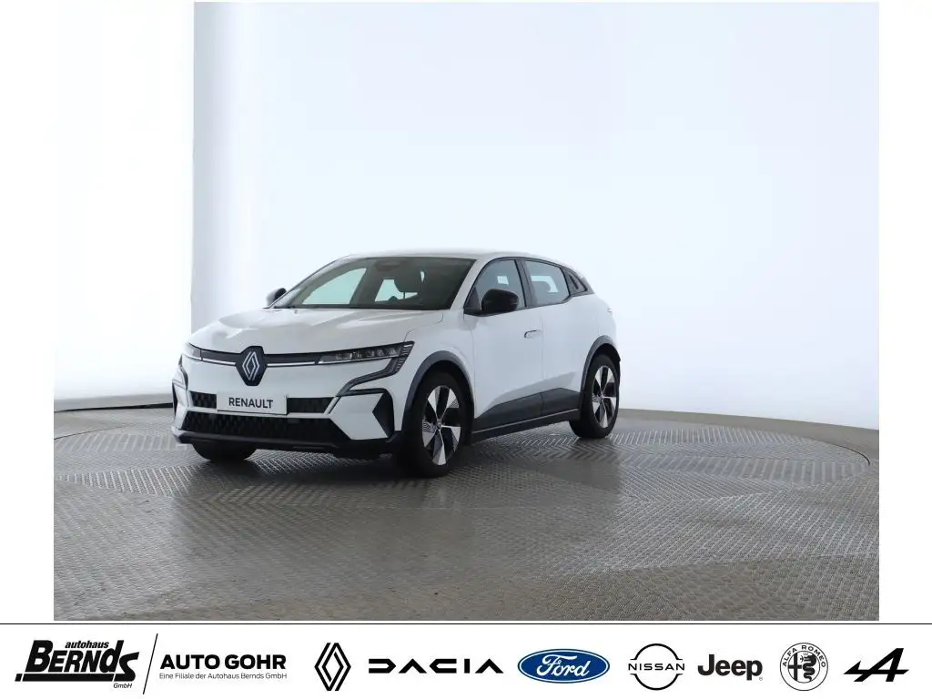 Renault Megane E-Tech EV40 130hp boost charge Equilibre WÄRMEPUMPE PDC