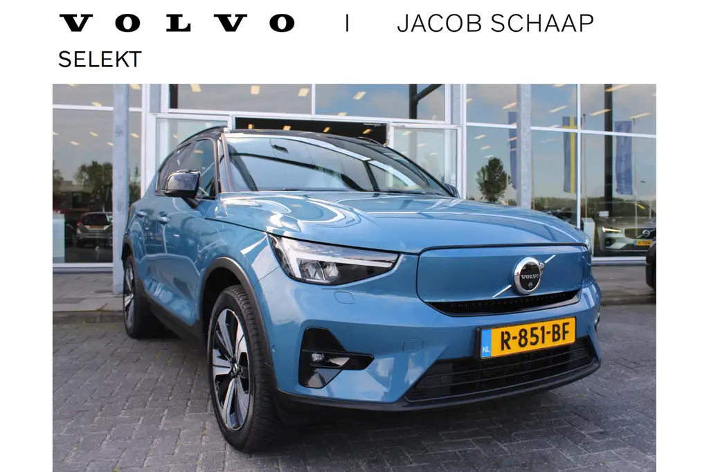 Volvo XC40 Recharge Ultimate 70 kWh | Fjord blue Carpet | 360
