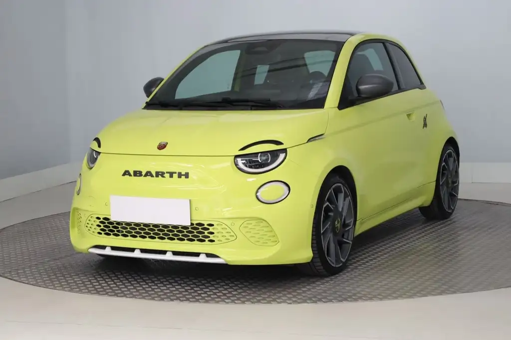Abarth 500e Scorpionissima Pano+LED+Kamera+Navi