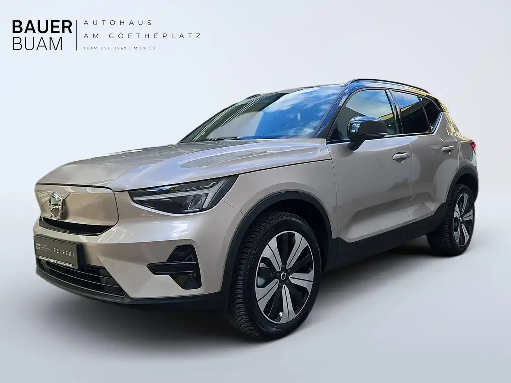 Volvo XC40 Plus Recharge Pure Electric 2WD