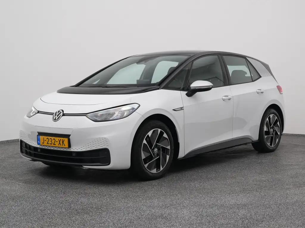 Volkswagen ID.3 First 58 kWh | ADAPTIVE | STOEL- EN STUURVERW.