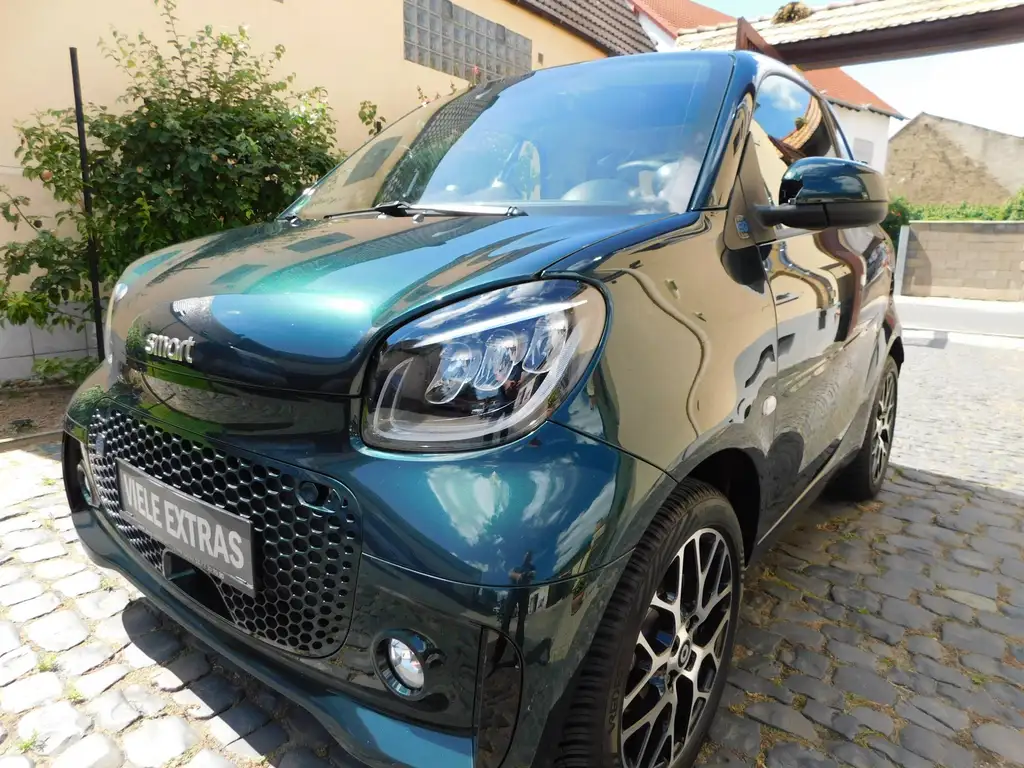 smart forTwo el-drive EQ Prime+Leder+LED+Pano+JLB Sound+Exlusive+Winter+Plus Paket,u v mehr,2.Hd. DB S-Heftg.