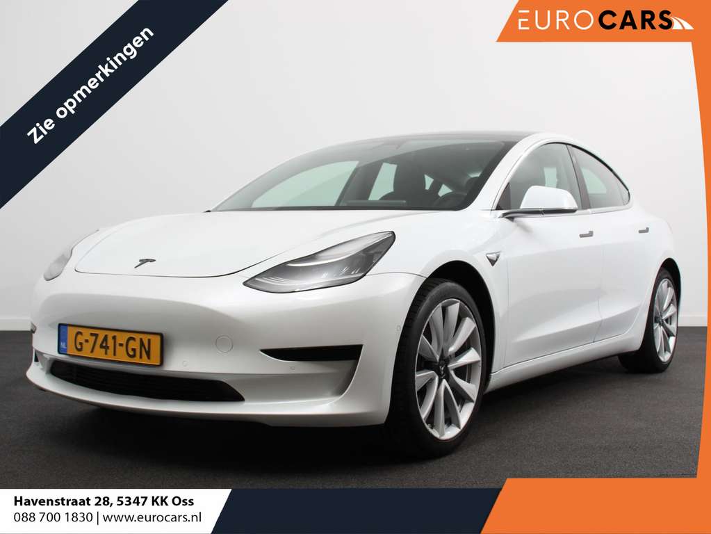 Tesla Model 3 RWD 60 kWh Standard Range Plus Read comments! Hand