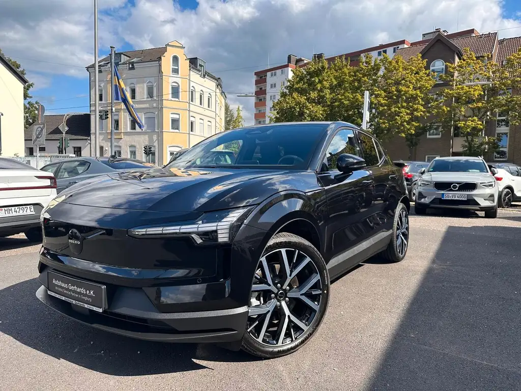 Volvo EX30 RWD Plus Black Edition,Extended Range KamWP