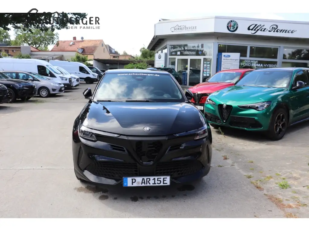 Alfa Romeo Junior Elettrica 115 kW Speciale El. Panodach Navi Digita