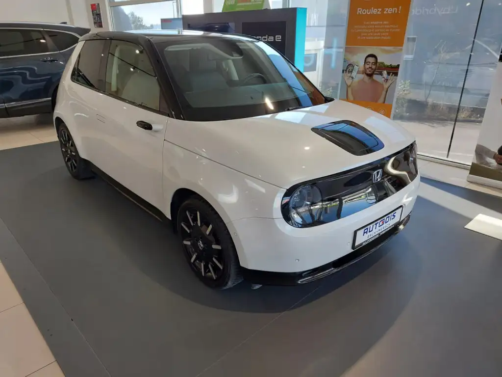 Honda e ADVANCE 17"