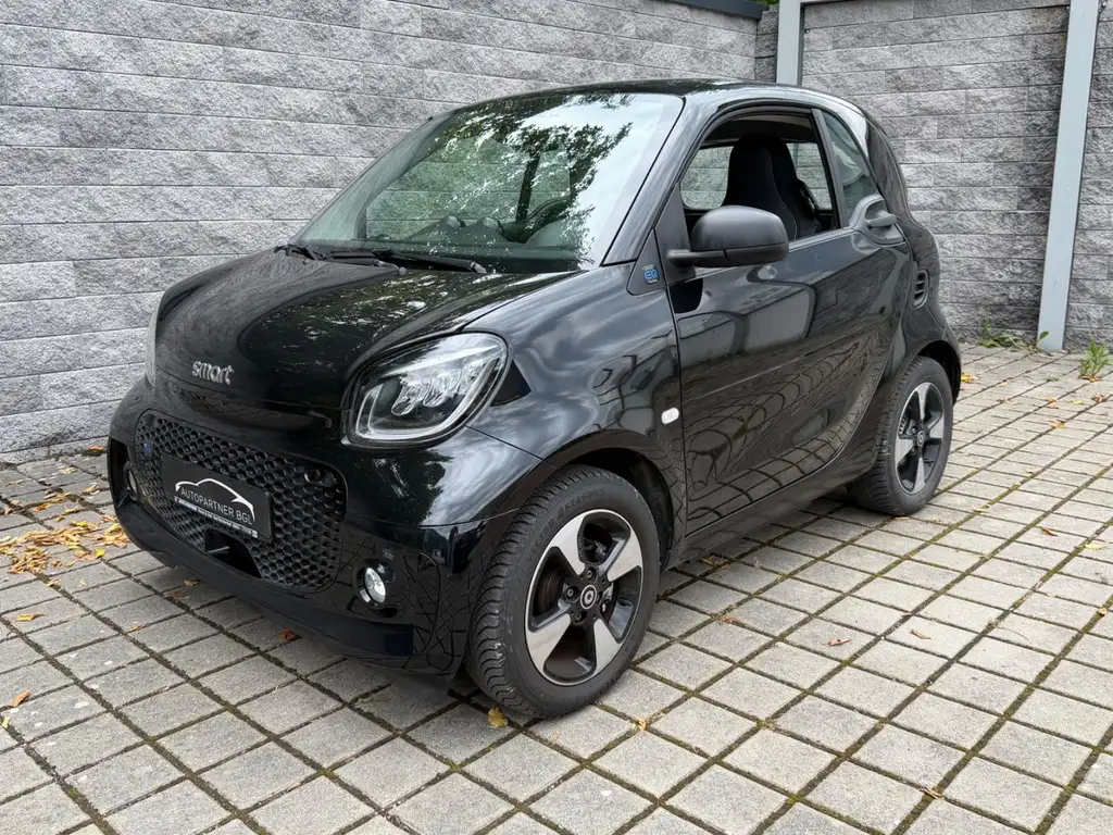 smart forTwo EQ Pano/LED/Kamera