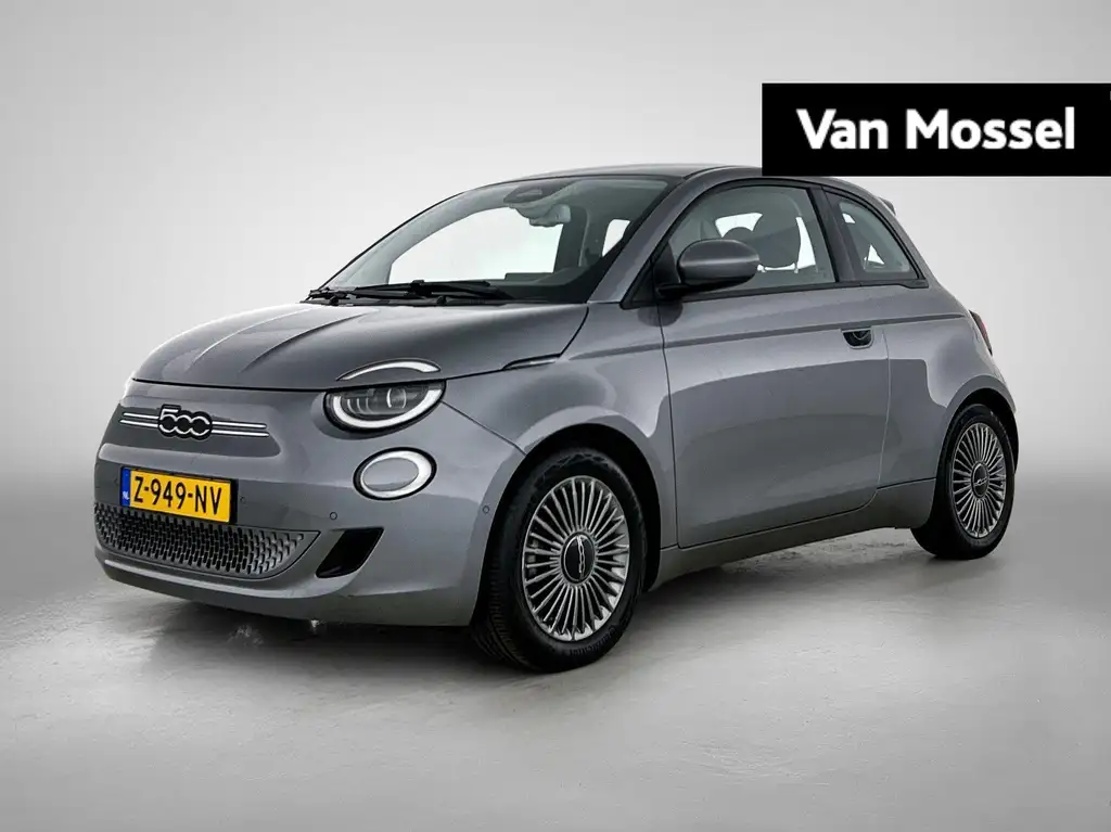 Fiat 500e 42 kWh | Stoelverwarming | Camera | Dodehoek detec