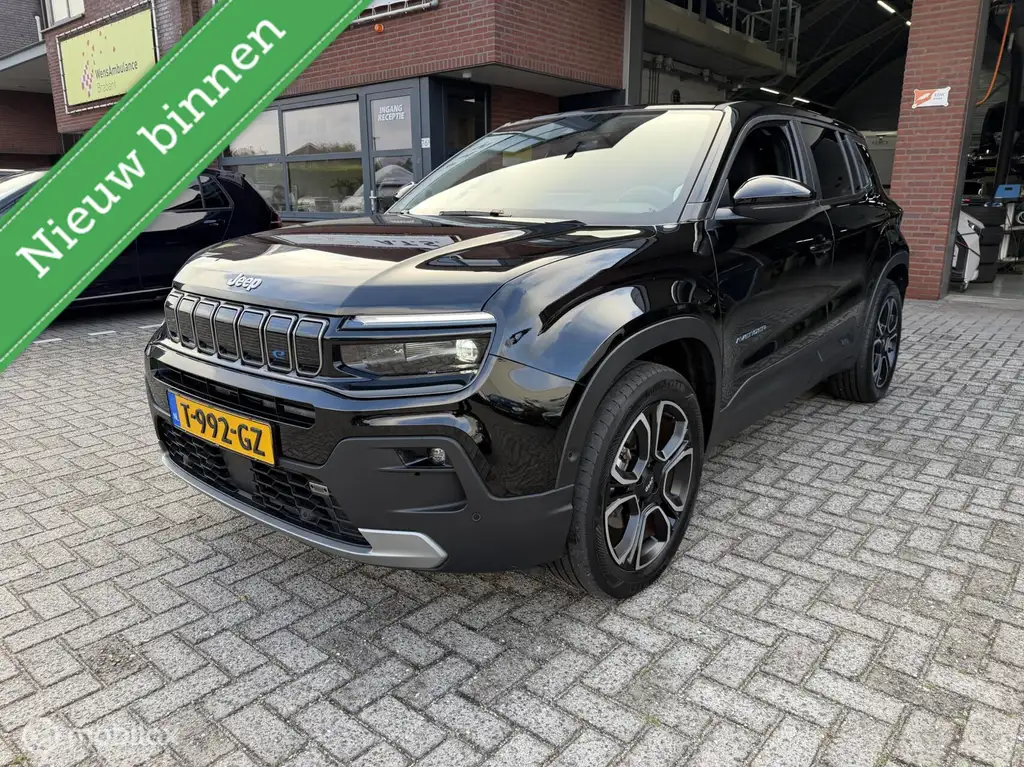 Jeep Avenger Summit 54 kWh NAVI*CAMERA*ACC*PDC*CARPLAY*LED*