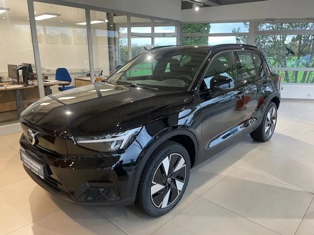Volvo XC40 Recharge 82 kWh Single M. Extended Range RWD Plus