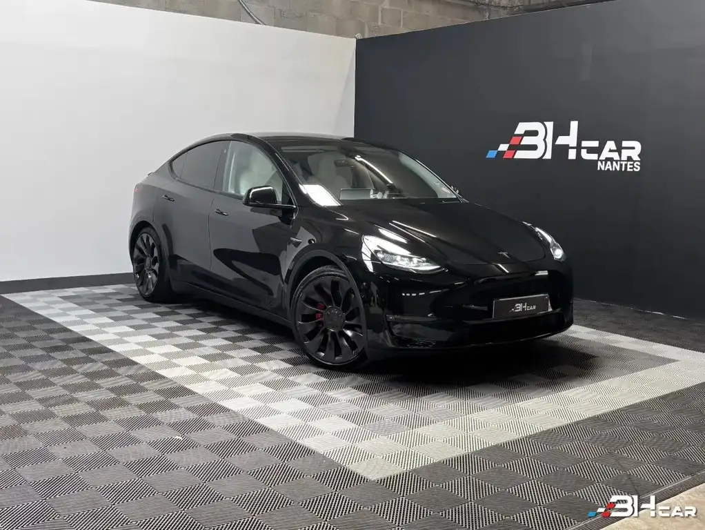 Tesla Model Y 535 80.5KWH PERFORMANCE DUAL-MOTOR 4WD Garantie 1 an