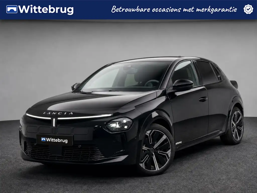 Lancia Ypsilon LX 51 kWh NIEUWSTAAT !!