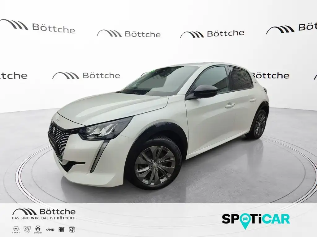 Peugeot e-208 e- Allure Navi*Kamera*LM*Sitzhzg.*CarPlay