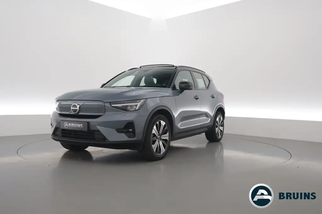 Volvo XC40 Recharge Ultimate 70 kWh | Pano-dak | 360 camera |