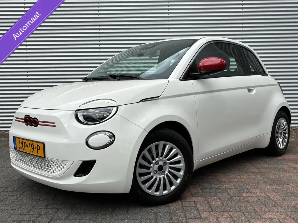 Fiat 500e RED 24 kWh Navi Camera Carplay Led Cruise SOH 100%
