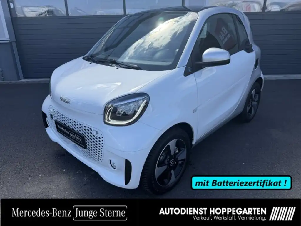 smart forTwo smart EQ fortwo Exclusive LED Panorama Kamera ..