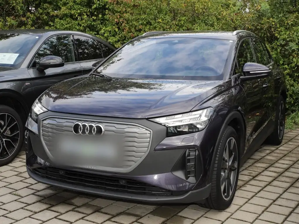 Audi Q4 e-tron 40 AHK Matrix Navi Pano RüKa Sitzh.