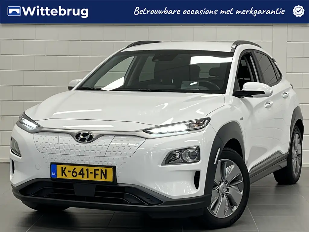 Hyundai KONA EV Fashion 64 kWh HALF LEDER | NAVIGATIE | LONG RA