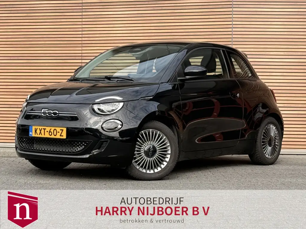 Fiat 500e Urban 42 kWh Clima / Lm Velgen / 3-fase / Carplay