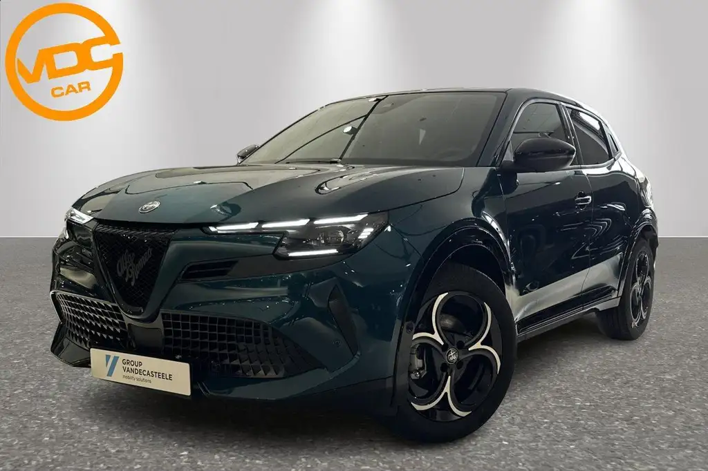 Alfa Romeo Junior Elettrica MY25 BEV 156 54kWh
