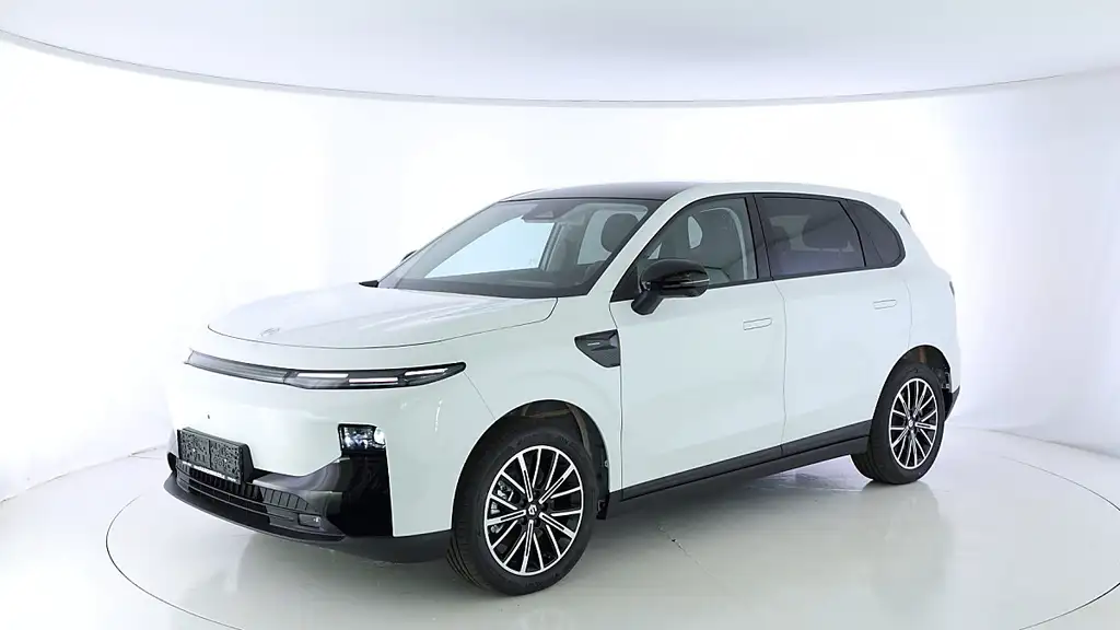 Leapmotor B10 Design ProMax 67.1 kWh L.White/Shadow