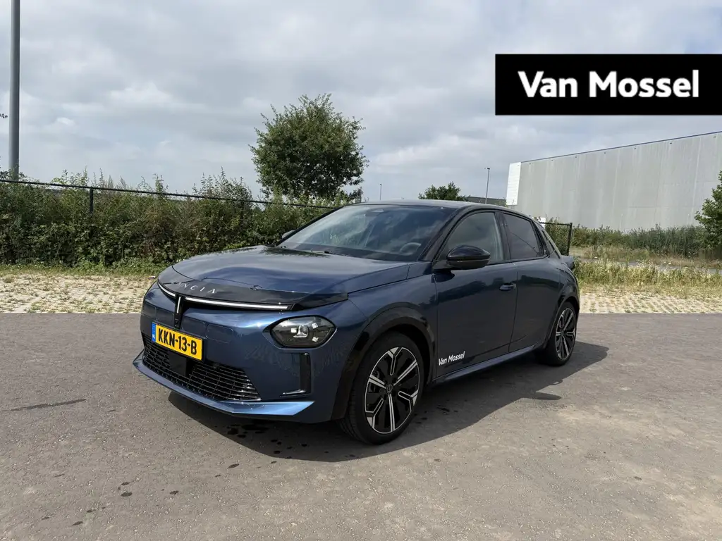 Lancia Ypsilon 54 kWh | Demo | Voor + Achter Parkeercamera | Adap