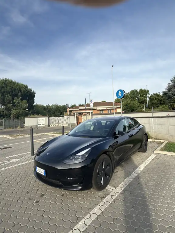 Tesla Model 3 RWD Hinterradantrieb