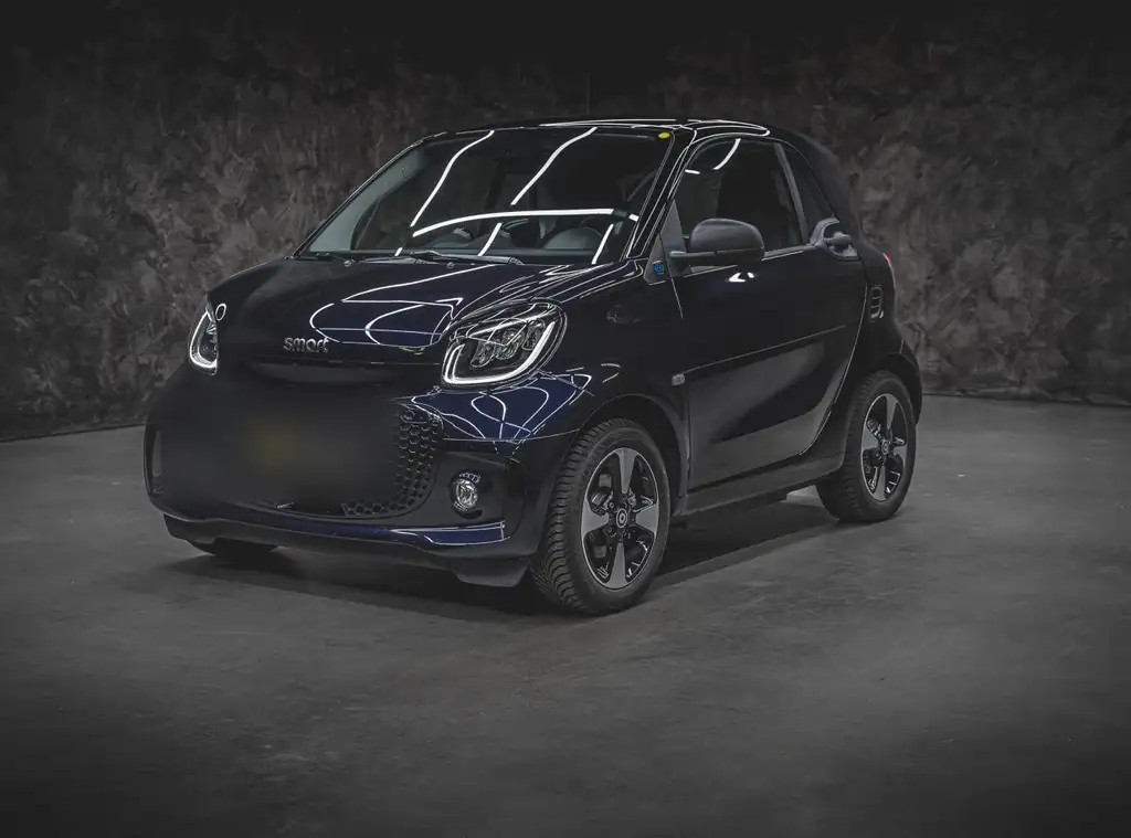 smart forTwo EQ coupe passion EXCLUSIVE: BLUEandBLACK!